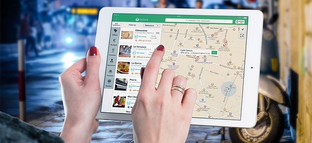 10 Essential Apps for Busy Moms